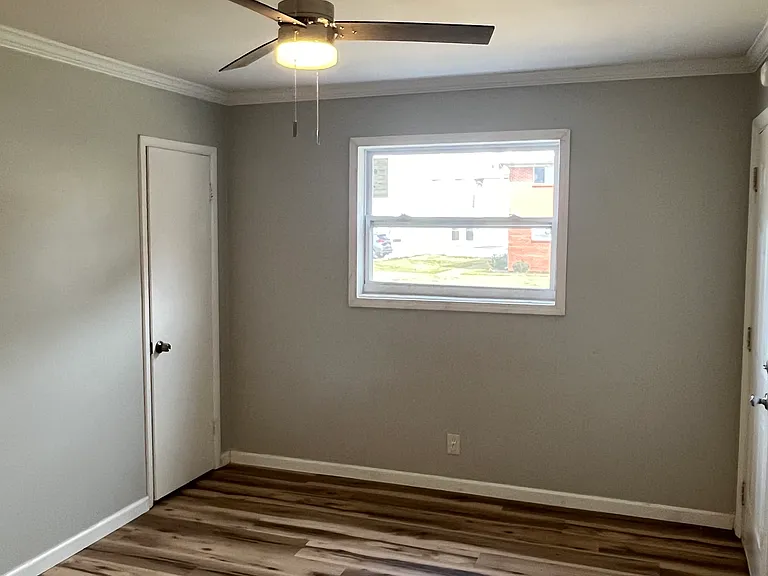 2220 Memorial Pkwy NW #A6 — Photo 5
