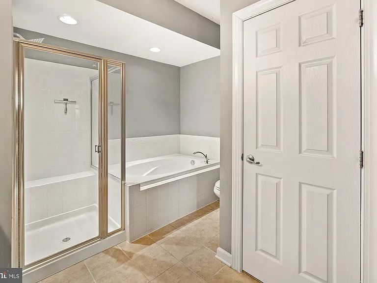 3565 Holborn Pl — Photo 22