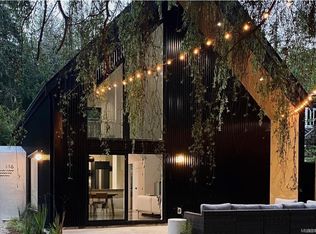 146 Menhinick Dr, Saltspring Island, BC V8K1W7