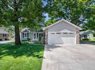 309 McCumber St, Buchanan, MI 49107