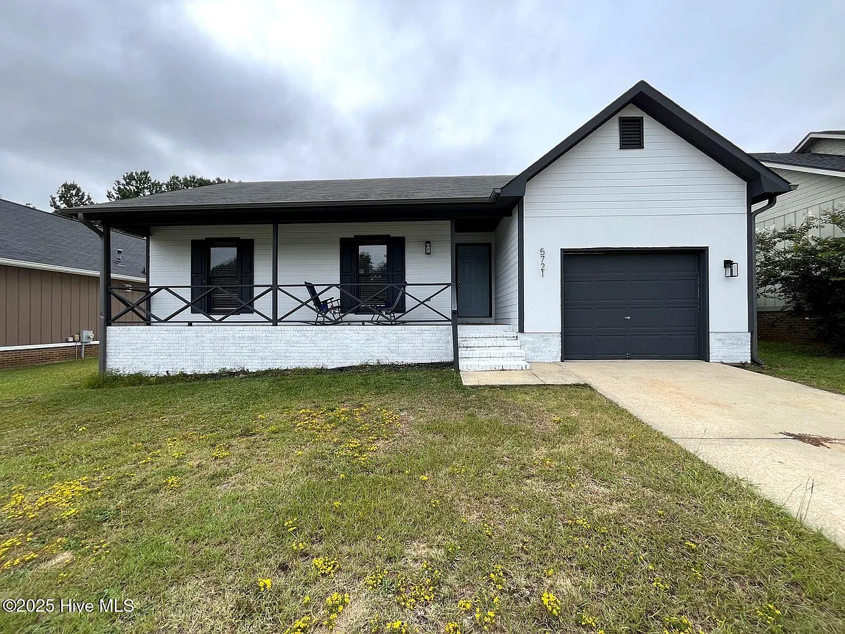 Building Photo - 5721 Randleman St