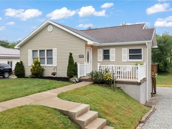 1469 Henderson Ave, Washington, PA 15301
