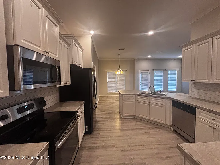 1234 Addison Ln — Photo 6