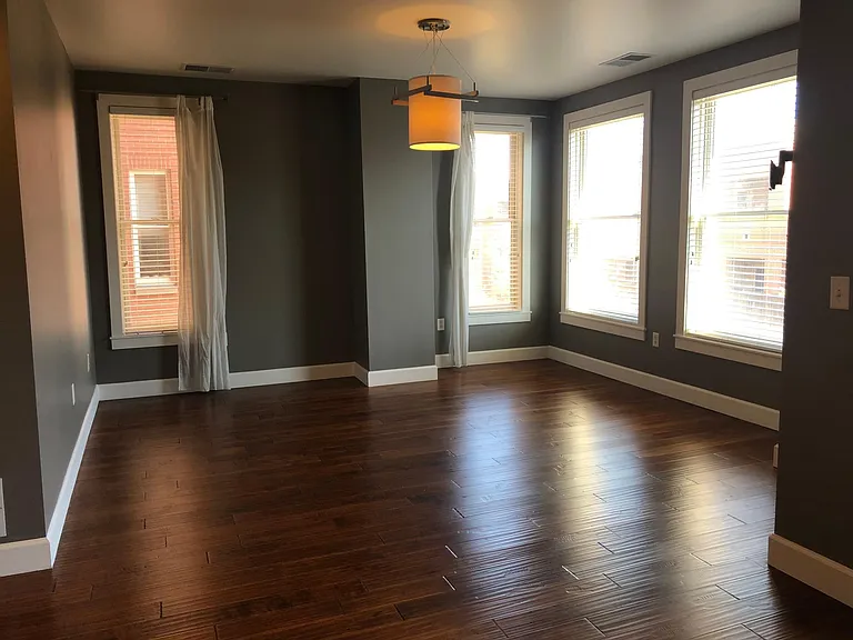 1630 N Clarkson St #402 — Photo 4