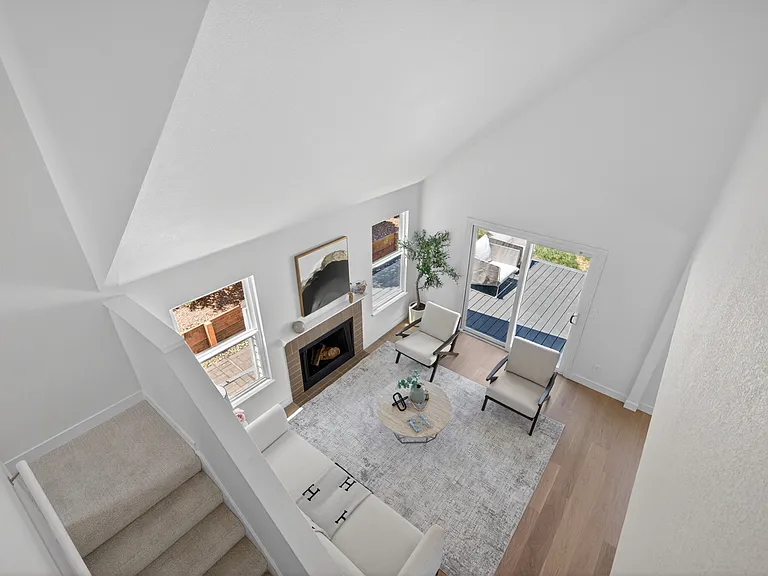 726 Buena Vista Pl — Photo 31