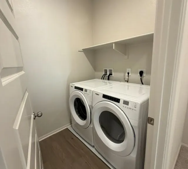 4731 Merida Way — Photo 35