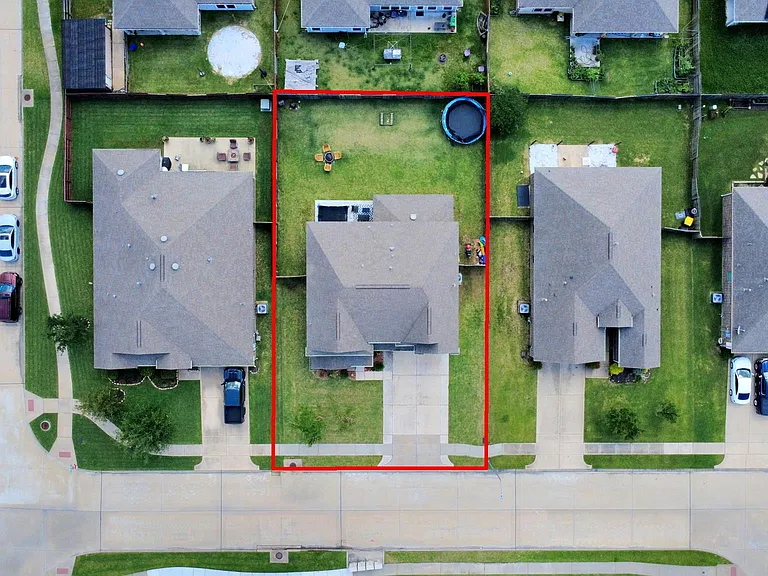 3705 Banbury Ln — Photo 6