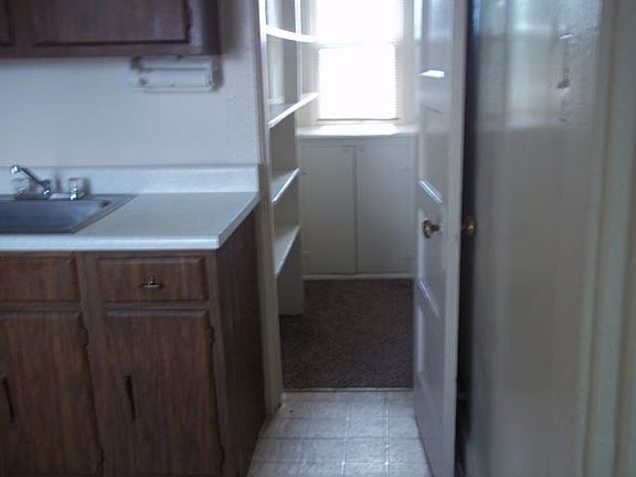 5th image of 2708 2nd Ave S APT 6