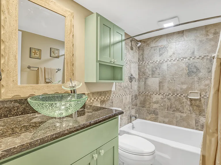 125 Ocean Ave #505 — Photo 19