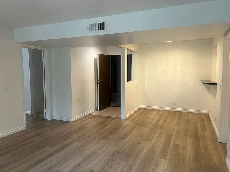 7826 Topanga Canyon Blvd #226 — Photo 17