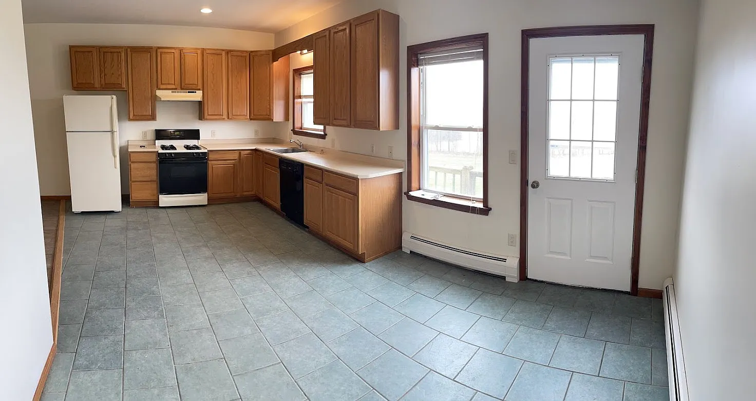 Colonial Country Estates — Photo 2