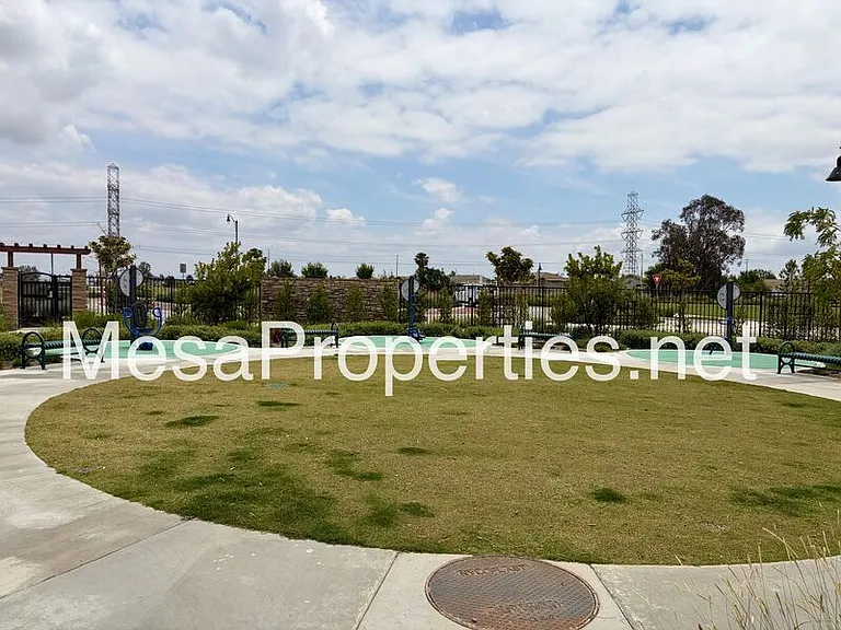7031 Aloe Ln — Photo 6