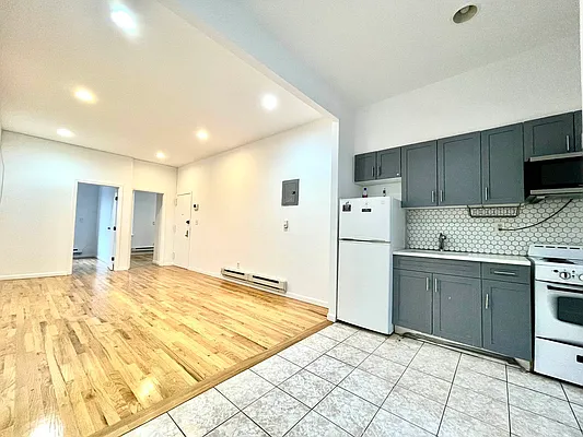 Rented by Metropolitan Property Group | media 33