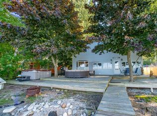 8006 Yukon Rd, Beulah, MI 49617