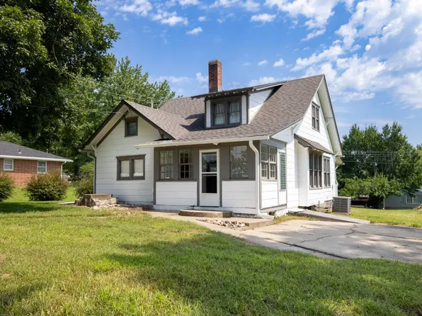 800 S Sloan St, Maysville, MO 64469