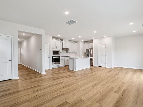 7th image of this home