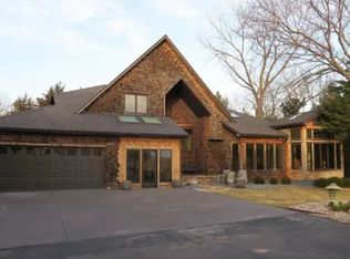 8050 SW Huntoon St, Topeka, KS 66615