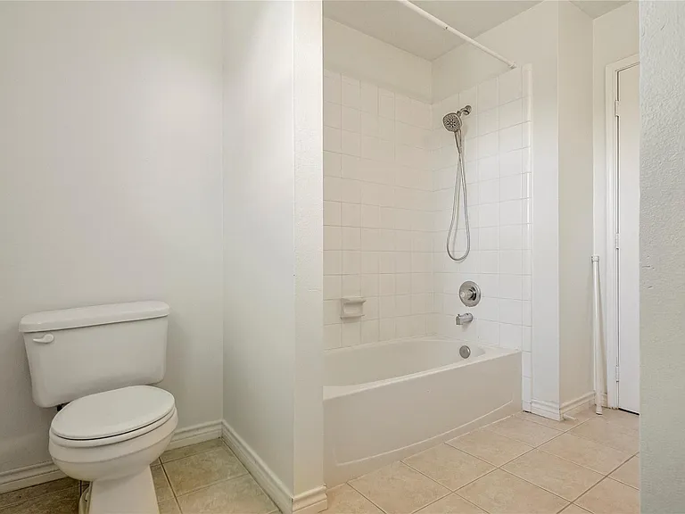 3202 Starbridge Park Ln — Photo 16