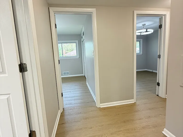 21830 Kipling Ave — Photo 25