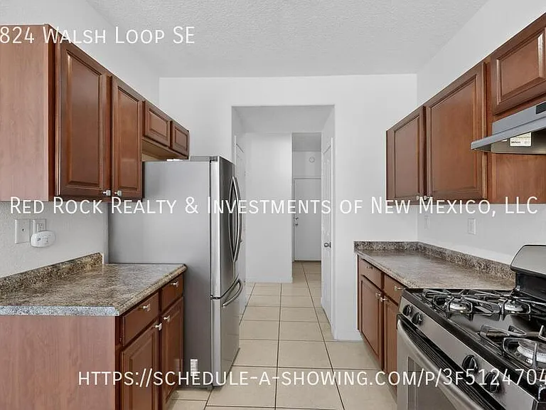 2824 Walsh Loop SE — Photo 13