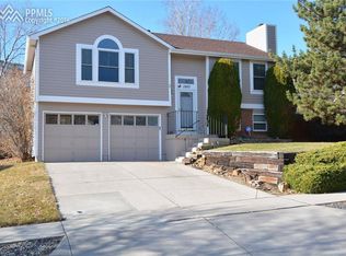 1843 Palm Dr, Colorado Springs, CO 80918