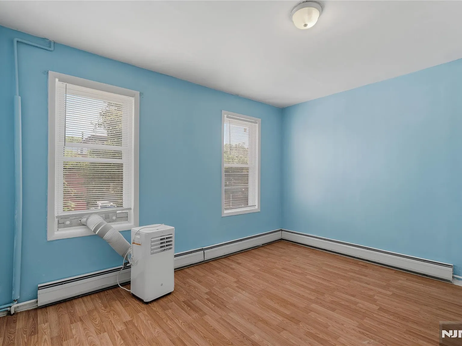 1 bed, 650 sqft, $1,900 — Photo 4