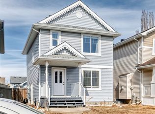 2362 29a Ave NW, Edmonton, AB T6T2B1