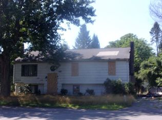 16 Tirrell Dr, Rockland, MA 02370