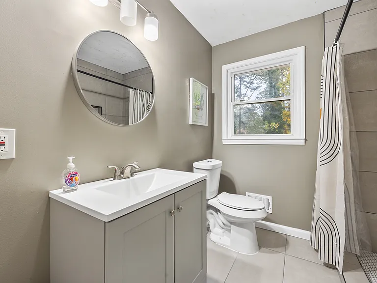 352 Harris Manor Dr SW — Photo 15