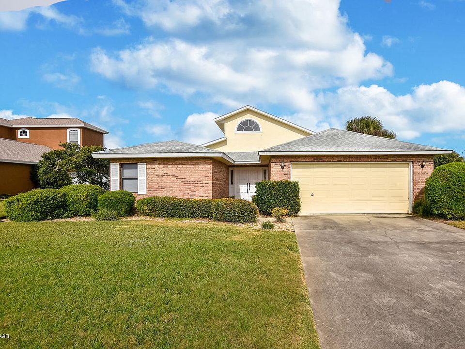 1st image of 11 Julie Dr