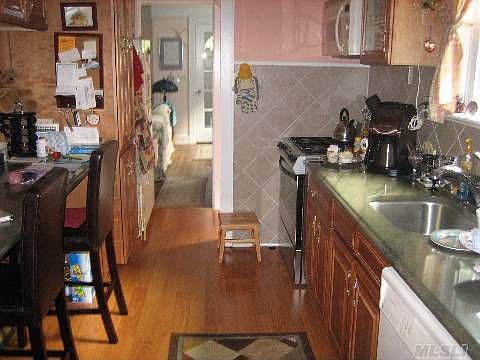 2nd image of 45 Primrose Ln