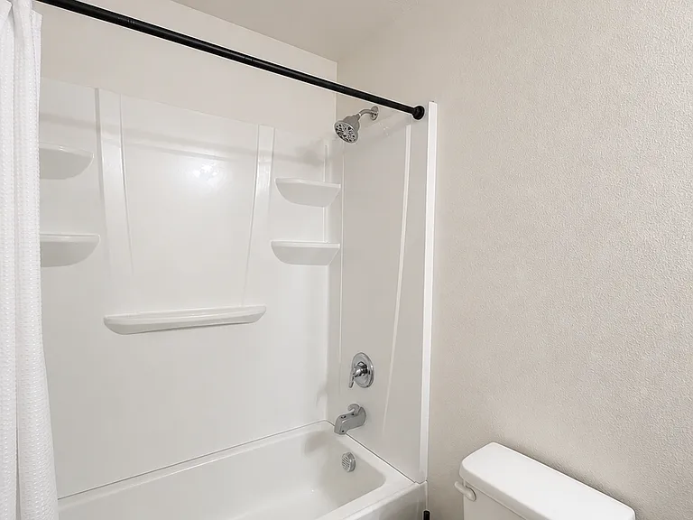 1115 Wynnmere Walk Ave — Photo 29