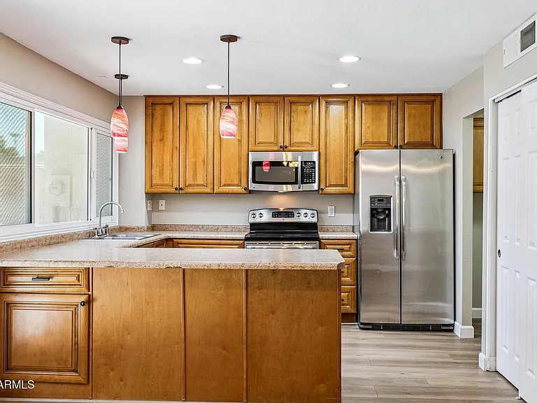 5006 S Birch St — Photo 10