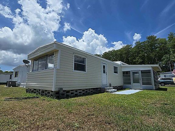 5th image of 799 Klosterman Rd #90