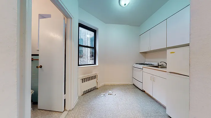 Rented by Bond New York | media 10