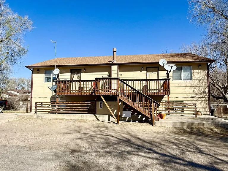 511 Peterson Dr — Photo 8