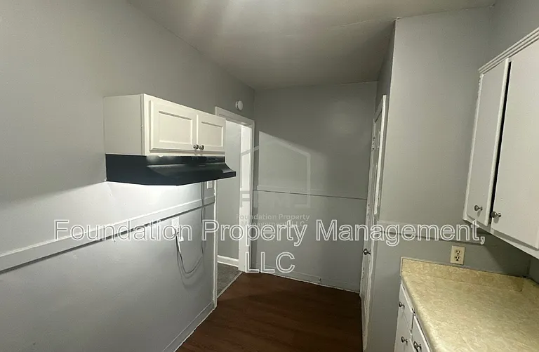 3326 Rosamond Ave — Photo 6
