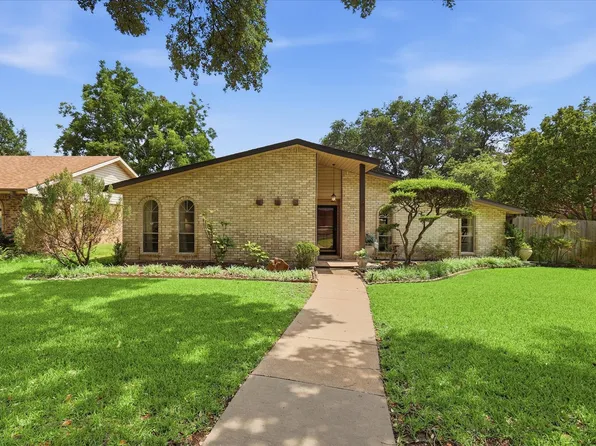 1336 Carnation Dr, Lewisville, TX 75067
