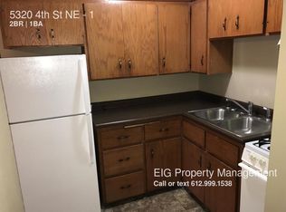 5320 4th St NE APT 1, Fridley, MN 55421