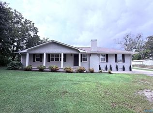 3515 Barkley Bridge Rd, Hartselle, AL 35640