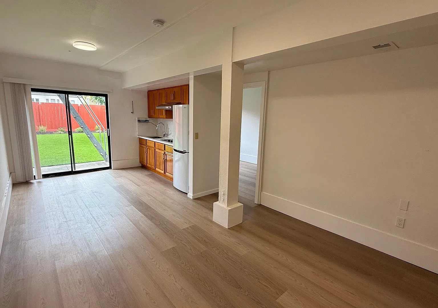 RC - 1630 Oakdale, Ave., San Francisco, CA, 94124 — Photo 3
