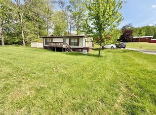 67 Maple Ct, Ravenswood, WV 26164