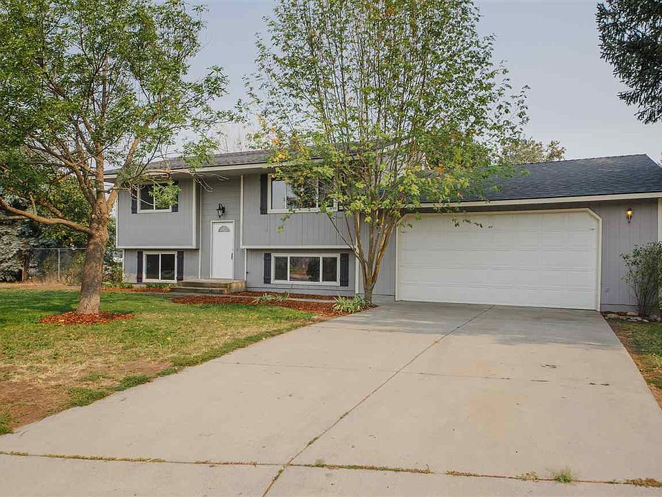 1st image of 26709 E Eastland Ave