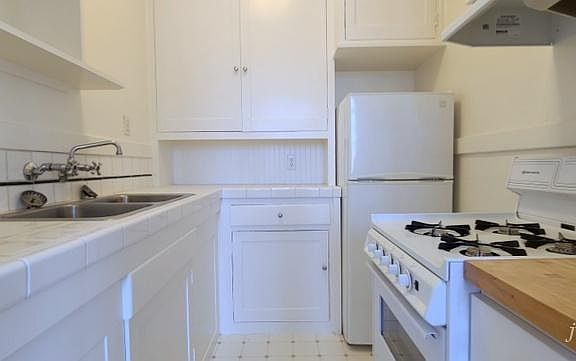 4th image of 55 Hermann St #203