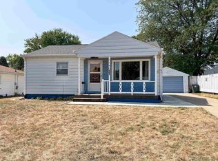 1140 Sheerer Ave, Waterloo, IA 50701