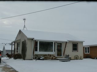 512 W Court St, New Hampton, IA 50659