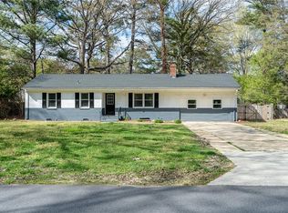 208 Old Dr, Chesapeake, VA 23322