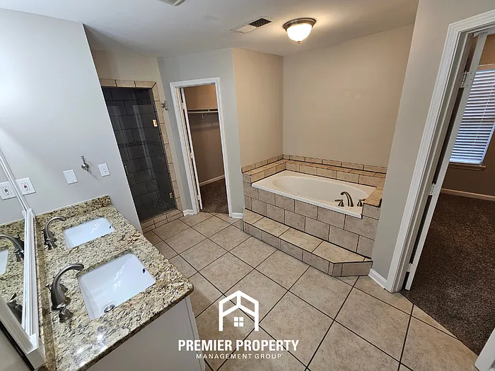 2933 Billy Cross Dr — Photo 14