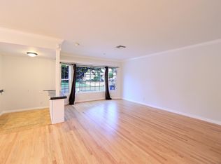 5230 Whitaker Ave, Encino, CA 91436