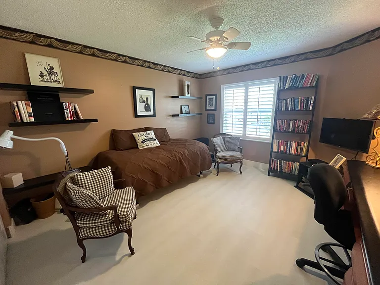 6108 Petunia Rd — Photo 20